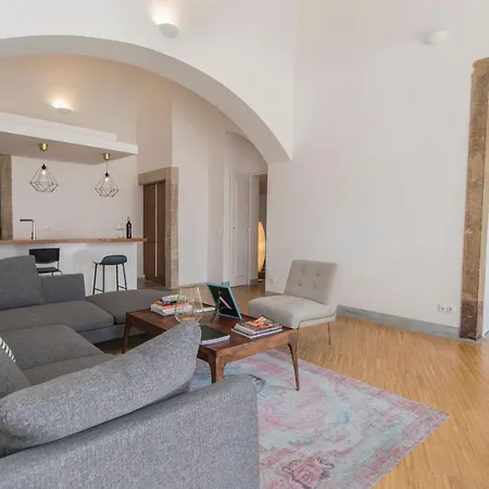 Apartment Lovelystay - Chiado 3bedroom Secret Lisbon
