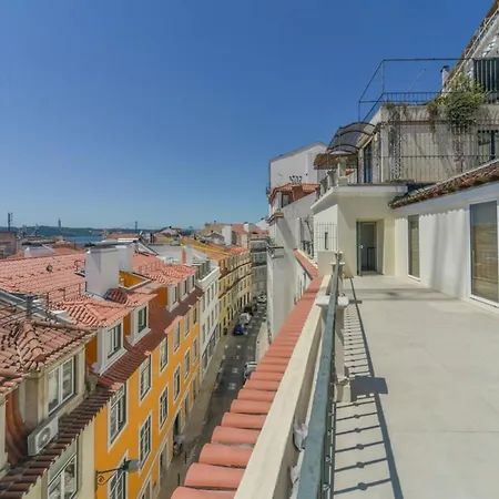 Apartment Lovelystay - Chiado 3bedroom Secret Lisbon