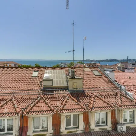 Apartment Lovelystay - Chiado 3bedroom Secret Lisbon